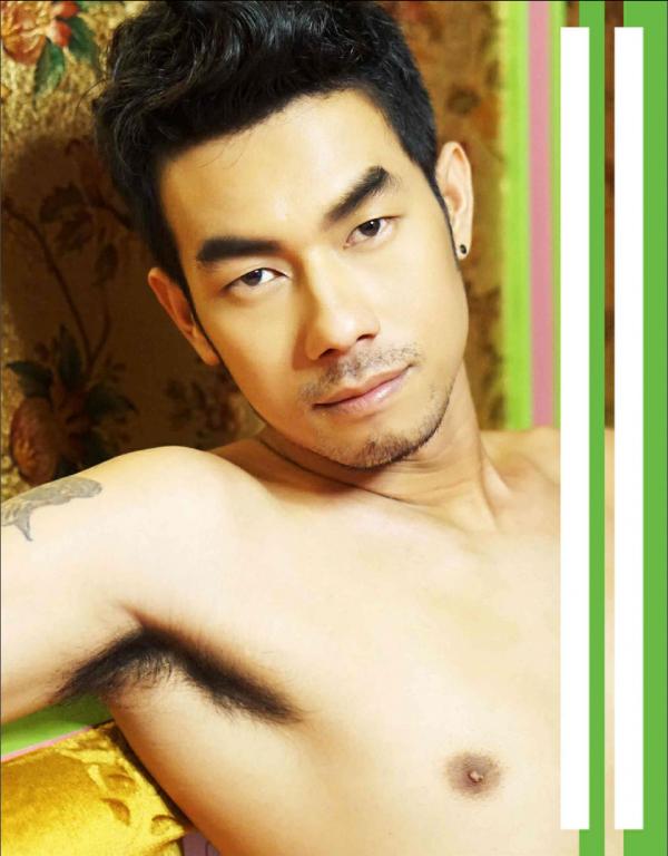 MAN-OMG-3---Guy-On-Hot-Street